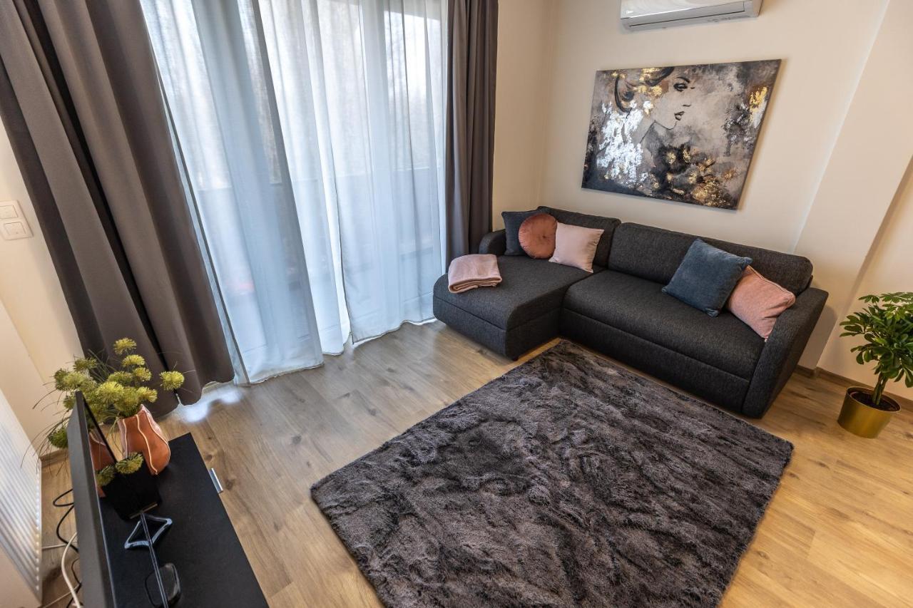 Need In Bp - Garage, Terraces, Aircon בודפשט