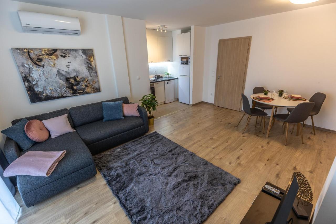 Need In Bp - Garage, Terraces, Aircon דירה *