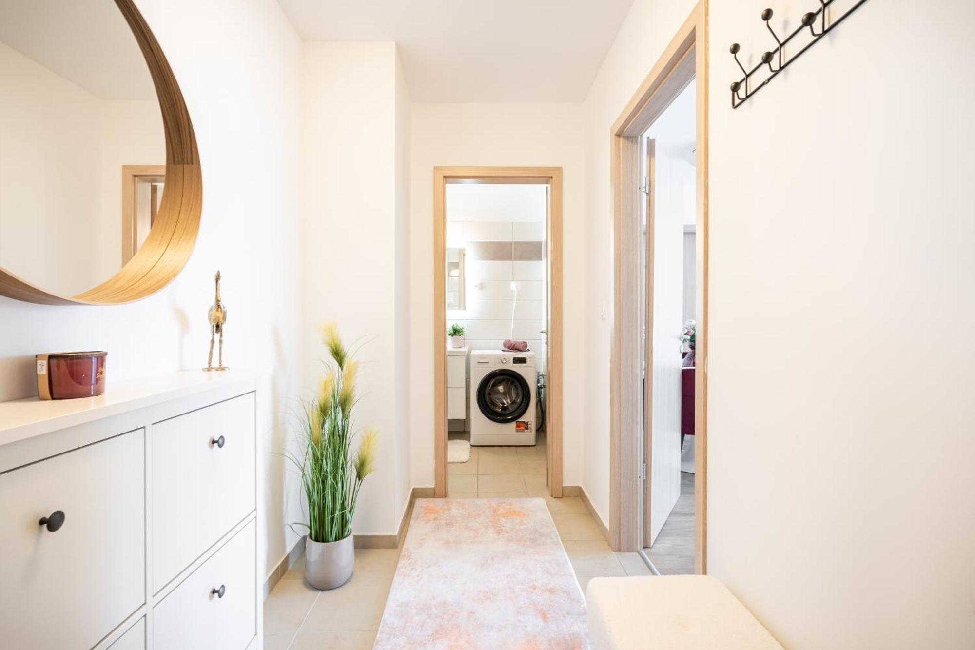 Need In Bp - Garage, Terraces, Aircon Apartament Budapesta